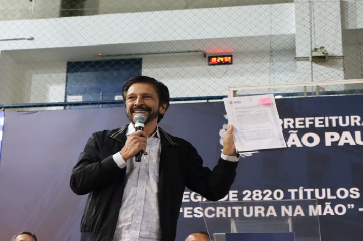 Ricardo Nunes amplia política habitacional e beneficia 531 famílias com moradias e escrituras em Cidade Tiradentes